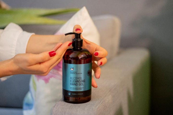 Δίνω ευκολάκι βραβείο στο καλύτερο αντισηπτικό της χρονιάς! By Efi Anesti