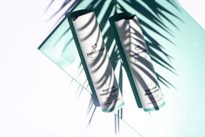 Hospitality Ambassadeurs: 6 Ελληνικά προϊόντα περιποίησης απαραίτητα για τις διακοπές σας!