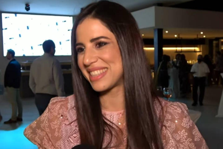 Nisoskos.gr - Παρουσίαση των νέων καλλυντικών της “Pandrosia” – Το προσωπικό μήνυμα της κ. Κρυσταλλένιας Δρόσου (Video)