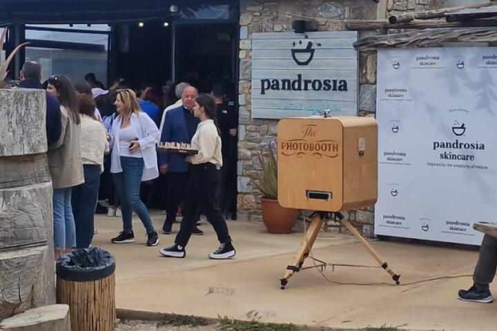 ΤΟ ΒΗΜΑ ΤΗΣ ΚΩ - H βραβευμένη Κωακή επιχείρηση "Pandrosia" παρουσίασε τα νέα της προϊόντα