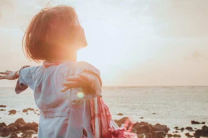 3 σούπερ απαλά και φυσικά αφρόλουτρα που τονώνουν τις καλημέρες σου. By Efi Anesti